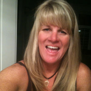 Meet your Posher, Hilary